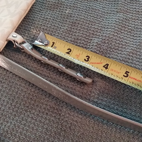 MICHAEL. KORS. CROSSBODY BAG - Picture 6 of 7